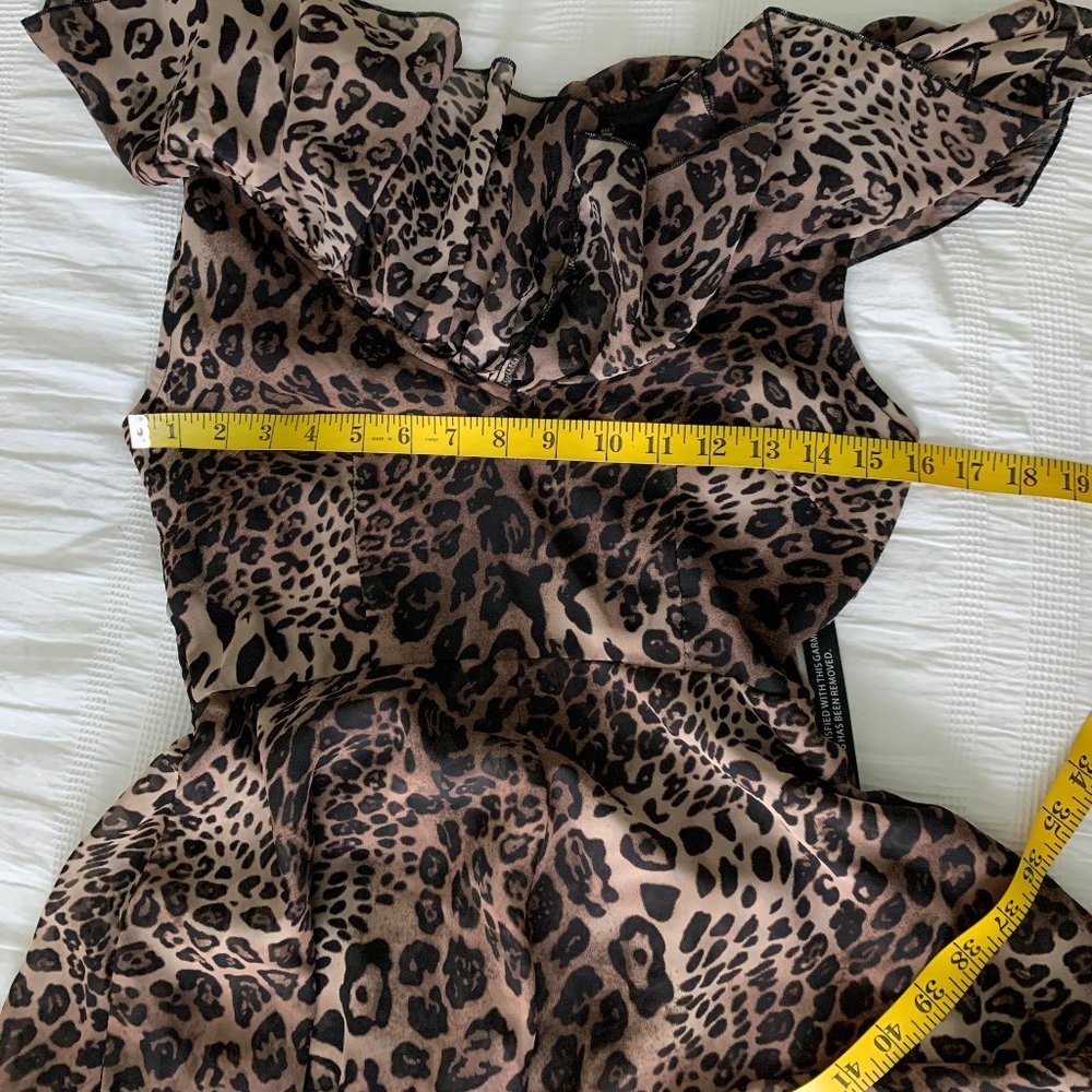 NWT PrettyLittleThing Women´s Romper, Size 4 - Picture 14 of 16
